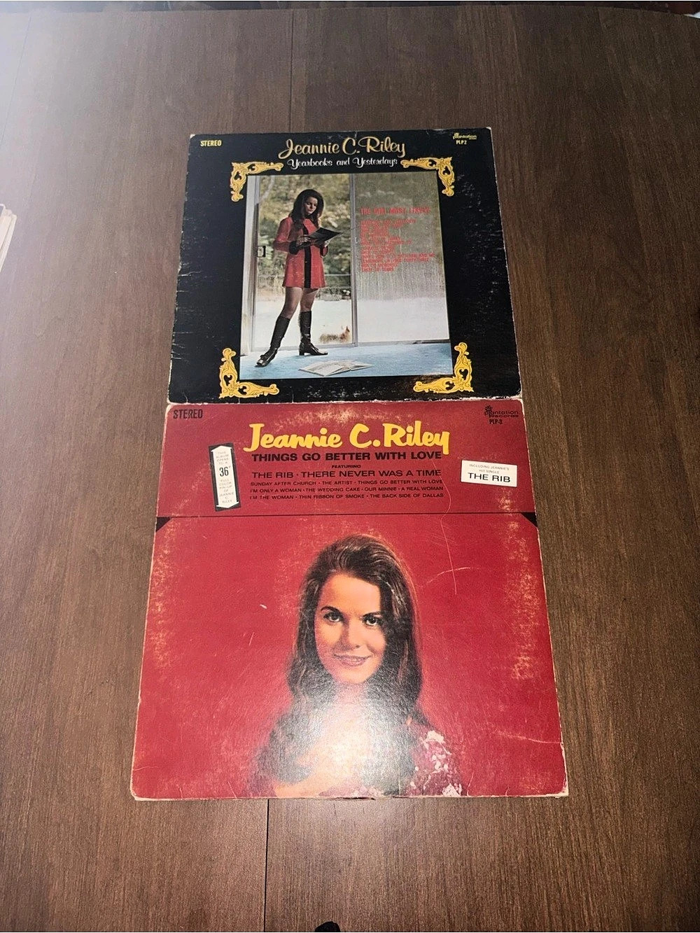 Jeannie C Riley Vinyl Lot Yearbooks and Yesterdays / Things Go Better With Love